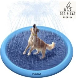 ISARA Hondenzwembad Maat XL – Honden Sproeier – Koelmat Voor Honden – Koelmat Hond – Nieuw Zomerspeelgoed 2023 – Verkoeling Hond – Zomer – Watersproeier – Hondenbad Kunststof – Badje Voor Honden – Hondendouche – Speelmat – TikTok – 165 Cm