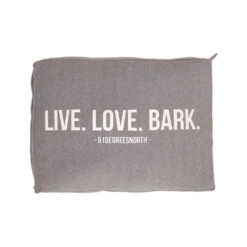 51 Degrees North Sweater Boxpillow -Hondenbenodigdheden Winkel 51 degrees north sweater boxpillow 209243 1000 none